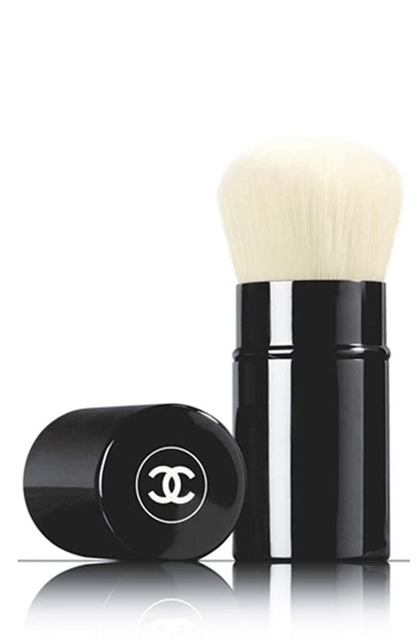 best retractable kabuki brush.